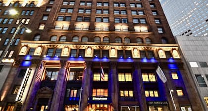 Holiday Inn Express Cleveland Downtown by IHG
