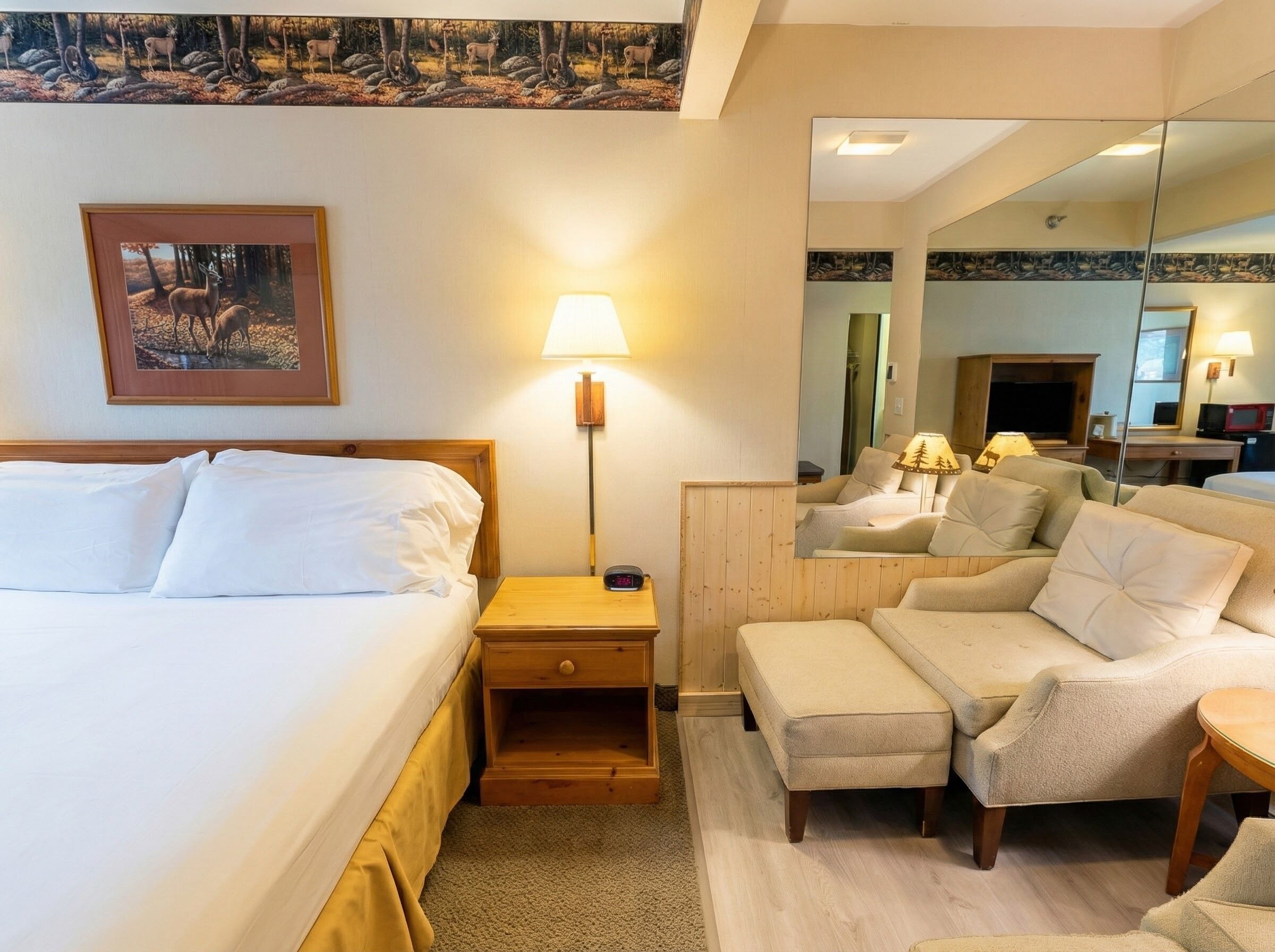 Desk, free WiFi, bed sheets