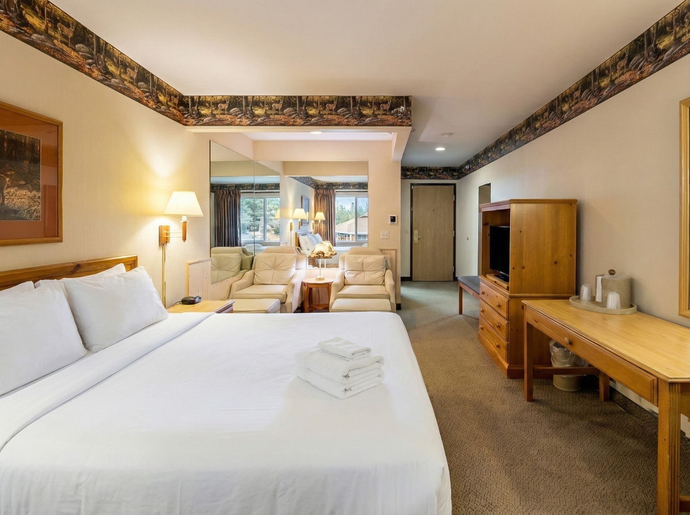 Bureau, accès au Wi-Fi (inclus), literie fournie