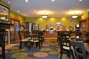 Free full breakfast 