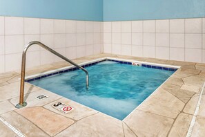 Indoor pool, sun loungers