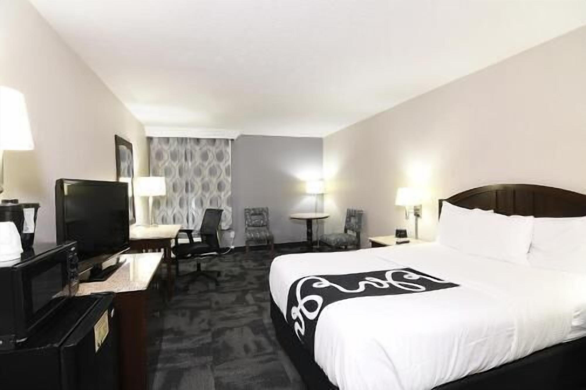 Premium bedding, down comforters, pillowtop beds, in-room safe