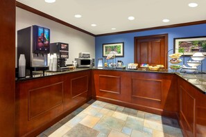 Desayuno para llevar incluido todos los días