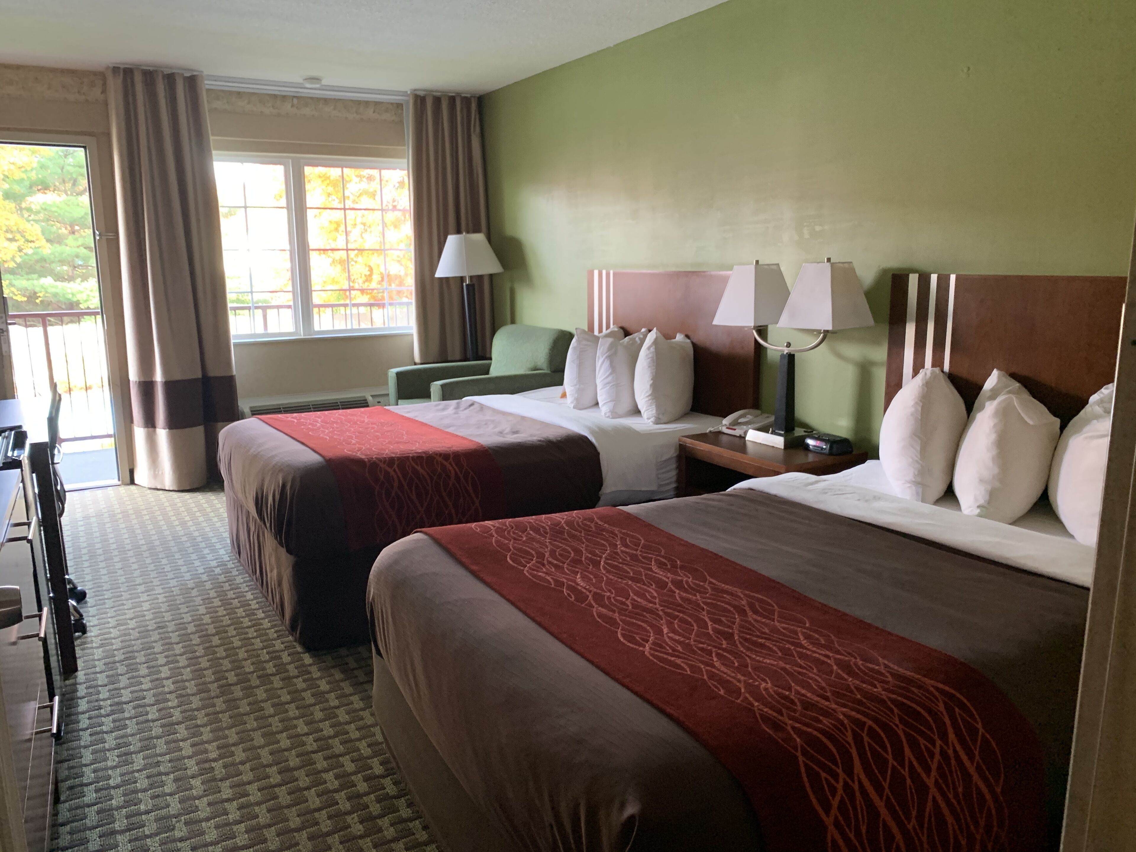 Days Inn by Wyndham Austintown