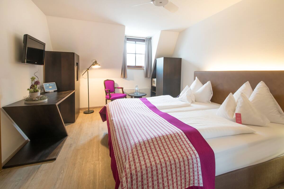 Quarto casal econômico
