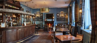 Rooms by Bistrot Pierre – The Crescent Inn