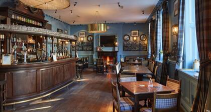 Rooms by Bistrot Pierre – The Crescent Inn