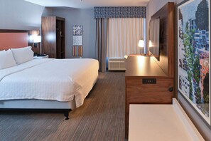 One King Bed, Non-Smoking, Accessible | In-room safe, iron/ironing board, free cribs/infant beds