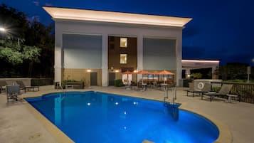 Piscina externa
