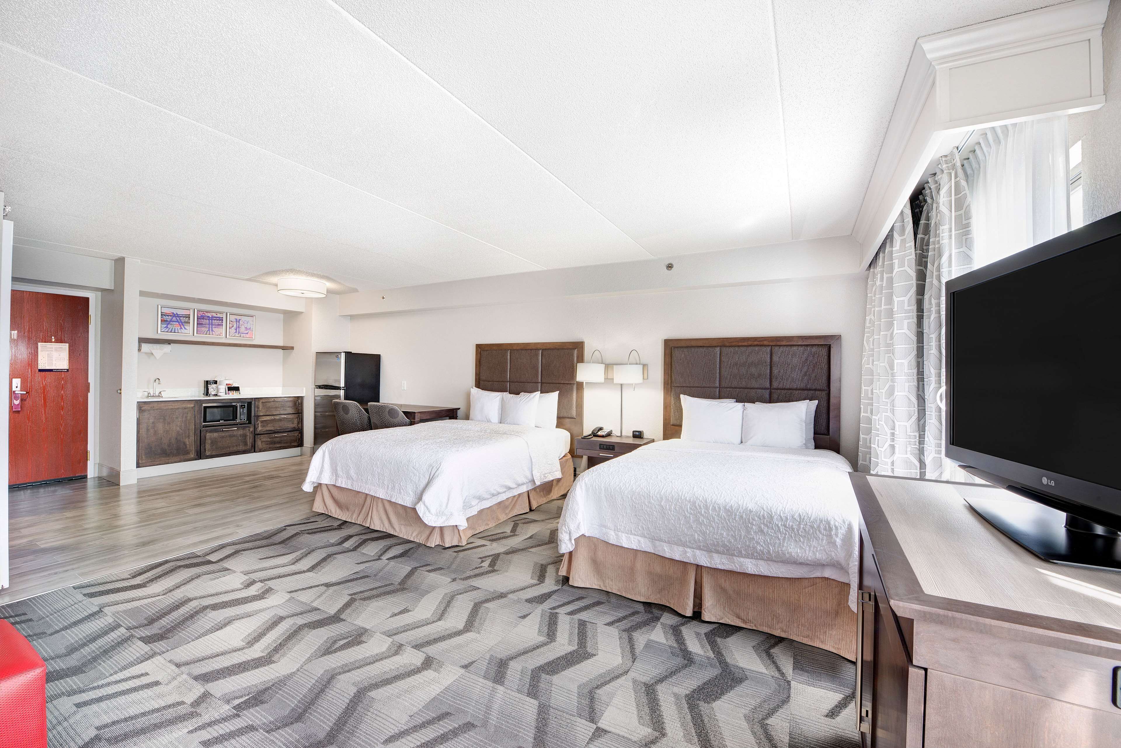 in-room safe, desk, laptop workspace, iron/ironing board