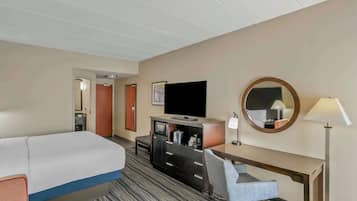 Schreibtisch, laptopgeeigneter Arbeitsplatz, Verdunkelungsvorhänge