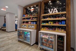 Snack bar