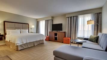 Suite, 1 King Bed, Non Smoking | In-room safe, iron/ironing board, free cots/infant beds, free WiFi