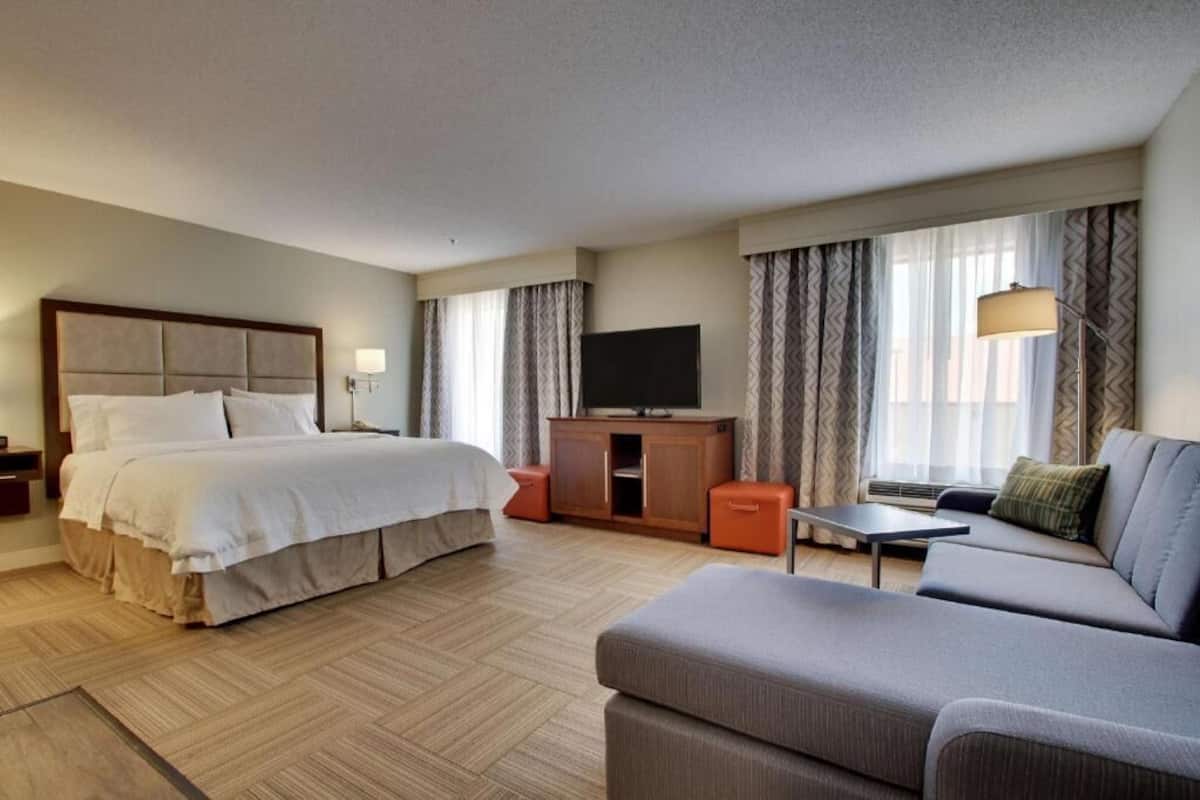 In-room safe, iron/ironing board, free cots/infant beds, free WiFi