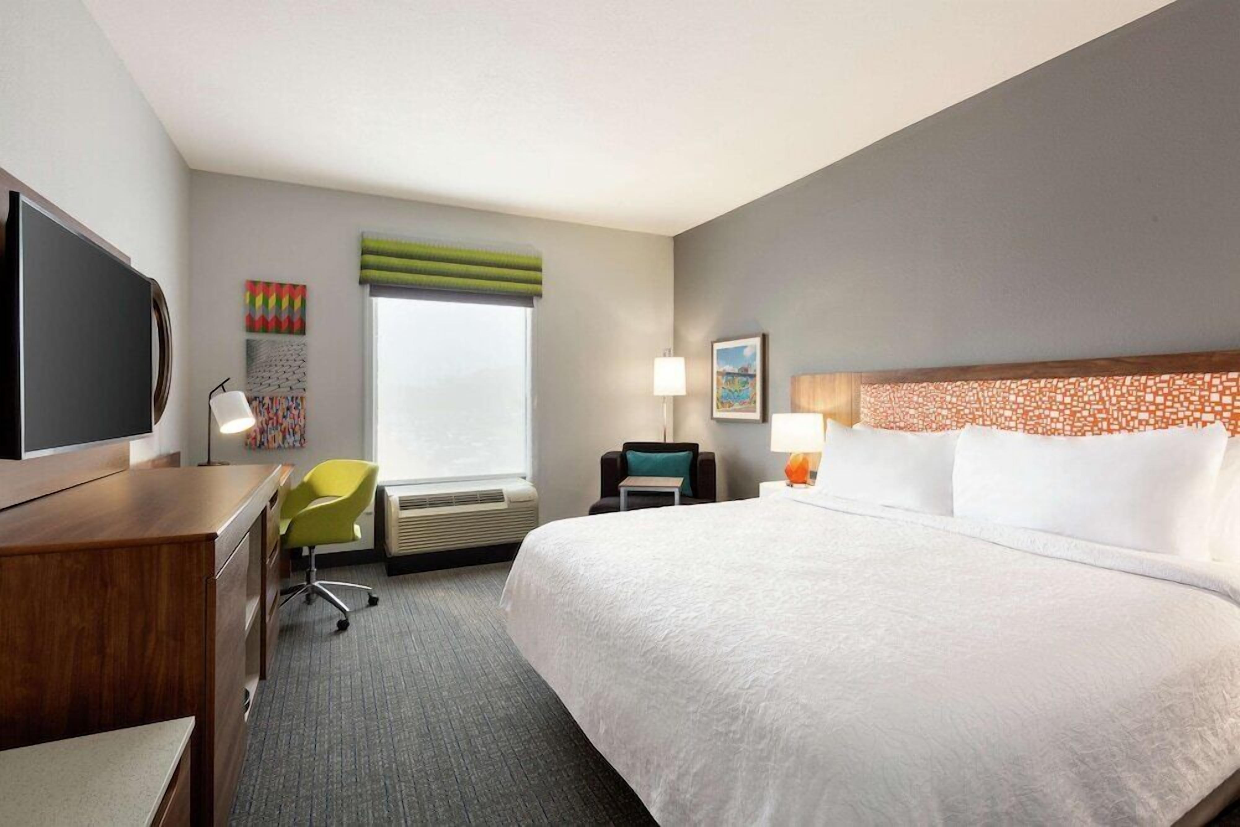 In-room safe, desk, laptop workspace, iron/ironing board
