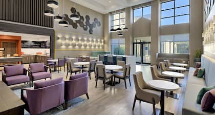 Hampton Inn & Suites Houston-Cypress Station