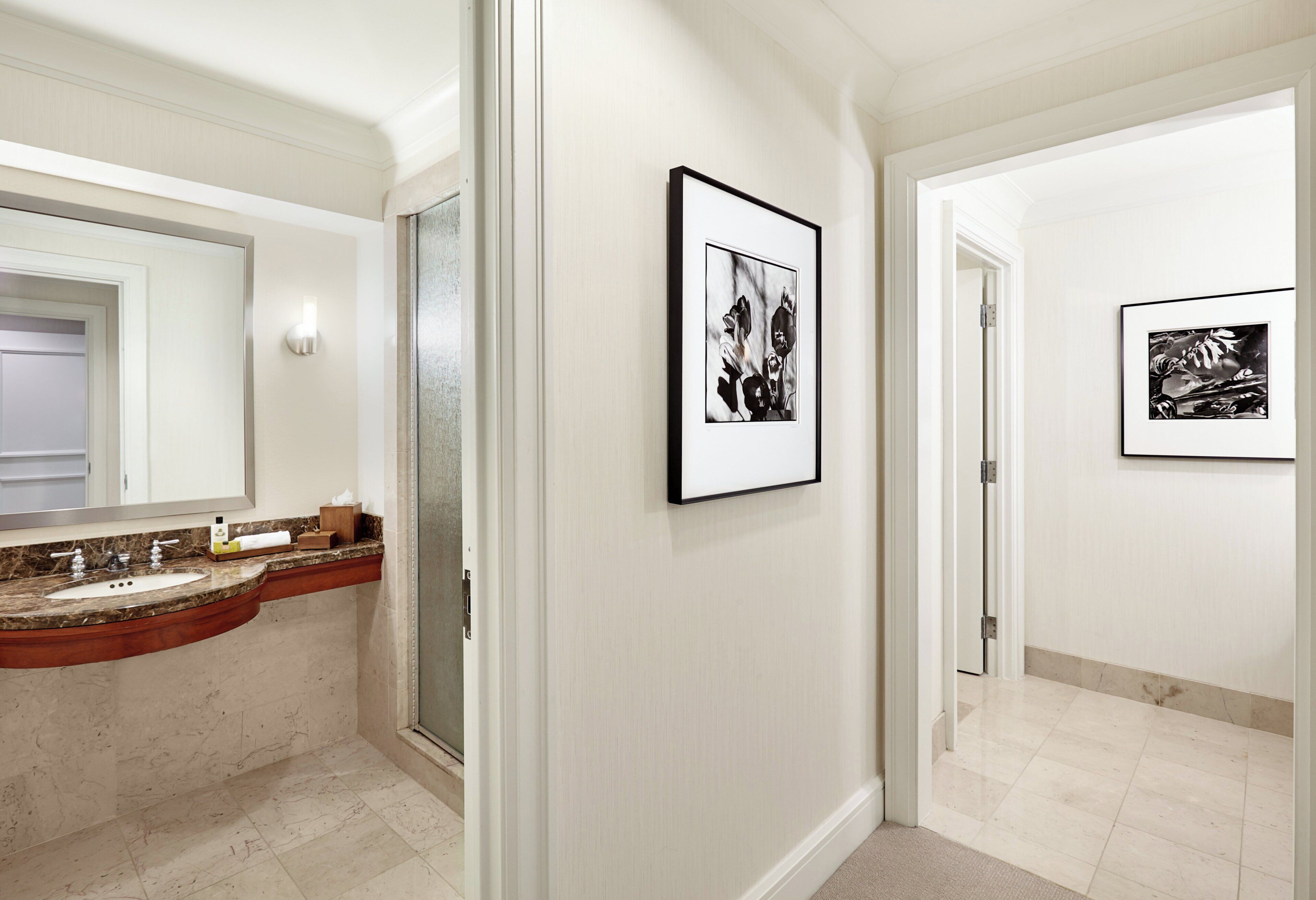 Foto - Intercontinental Suites  Cleveland