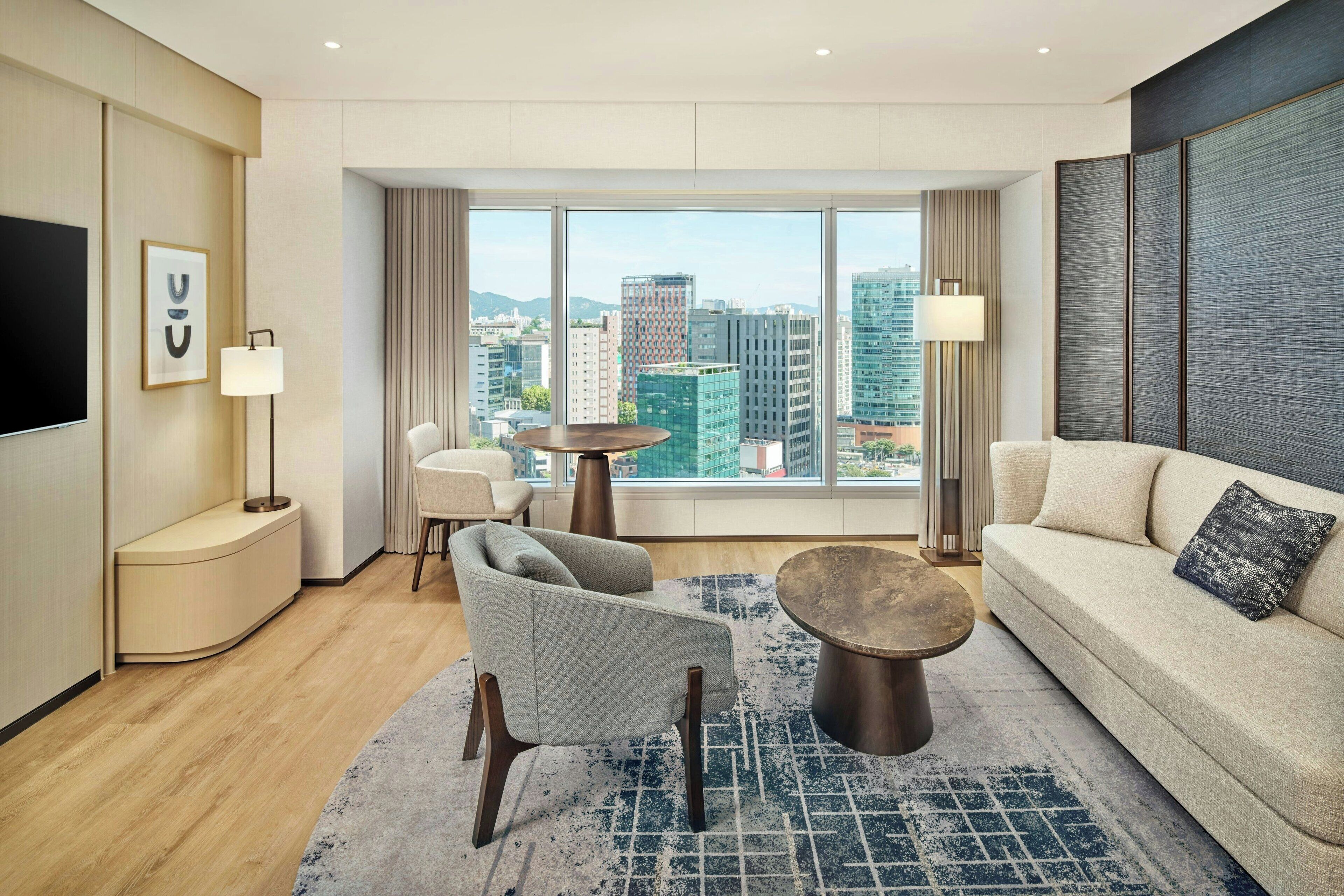 Suite Premier, 1 cama de matrimonio grande | Ropa de cama de alta calidad y edredones de plumas