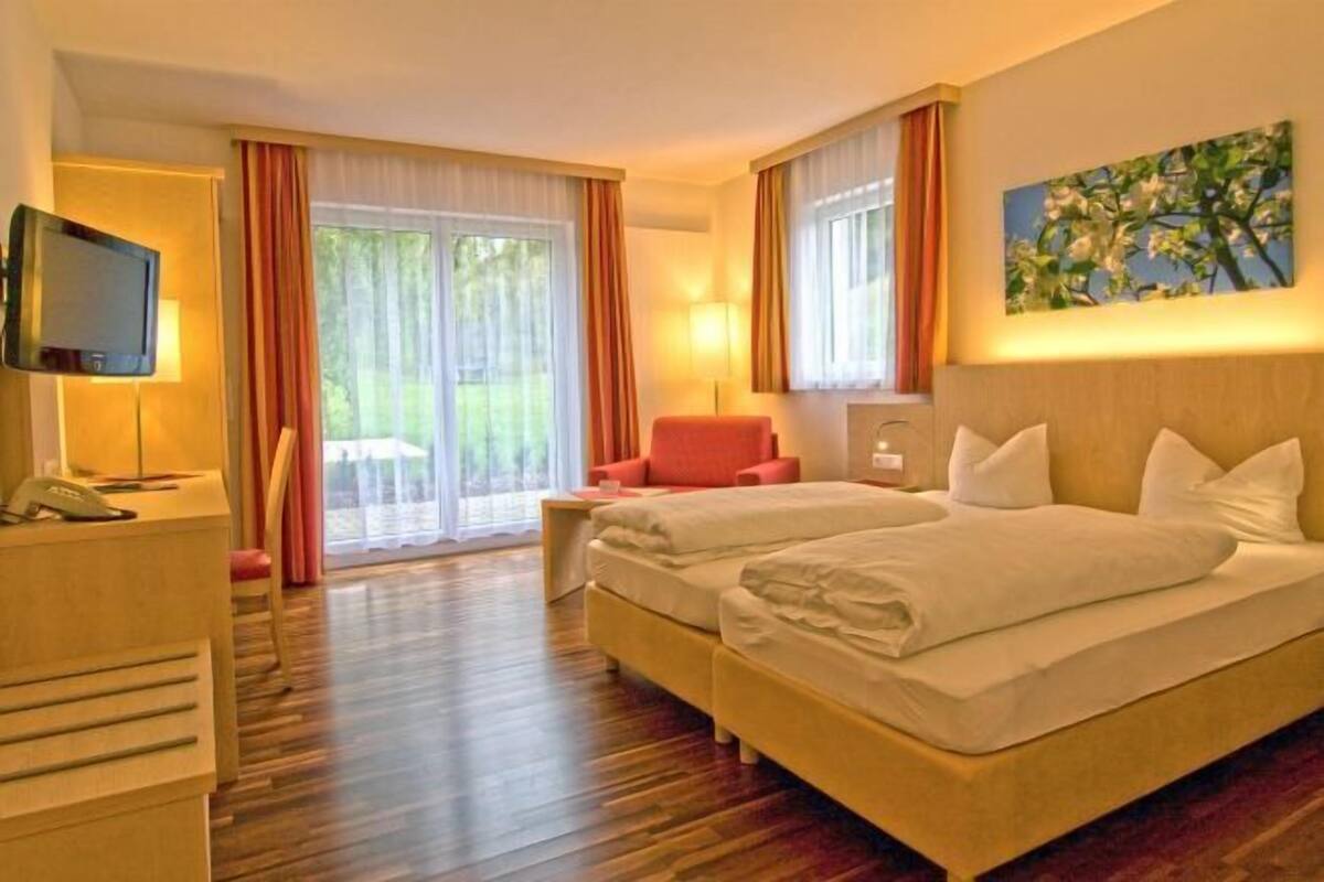 Literie de qualité supérieure, coffres-forts dans les chambres