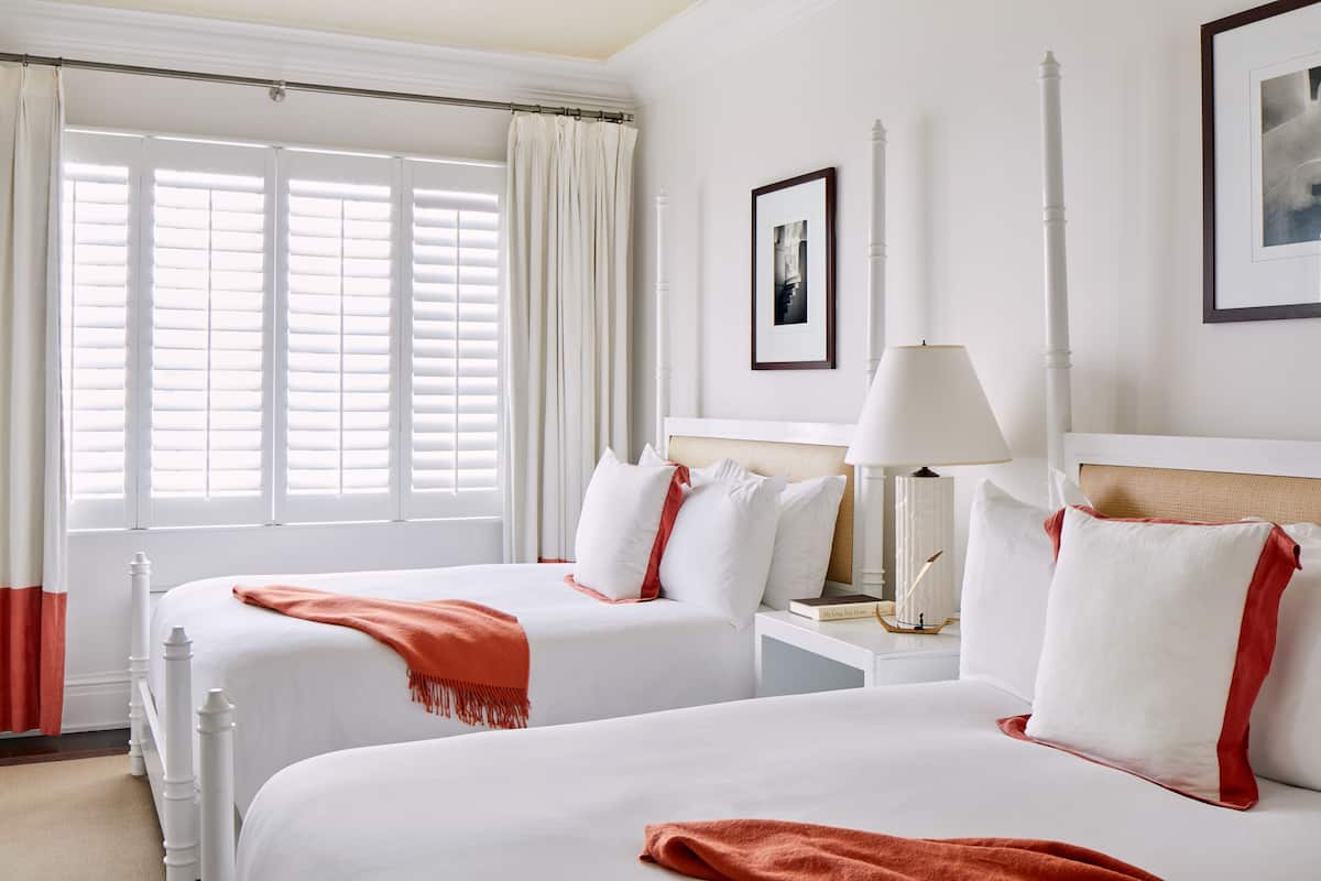 Frette Italian sheets, premium bedding, minibar, in-room safe