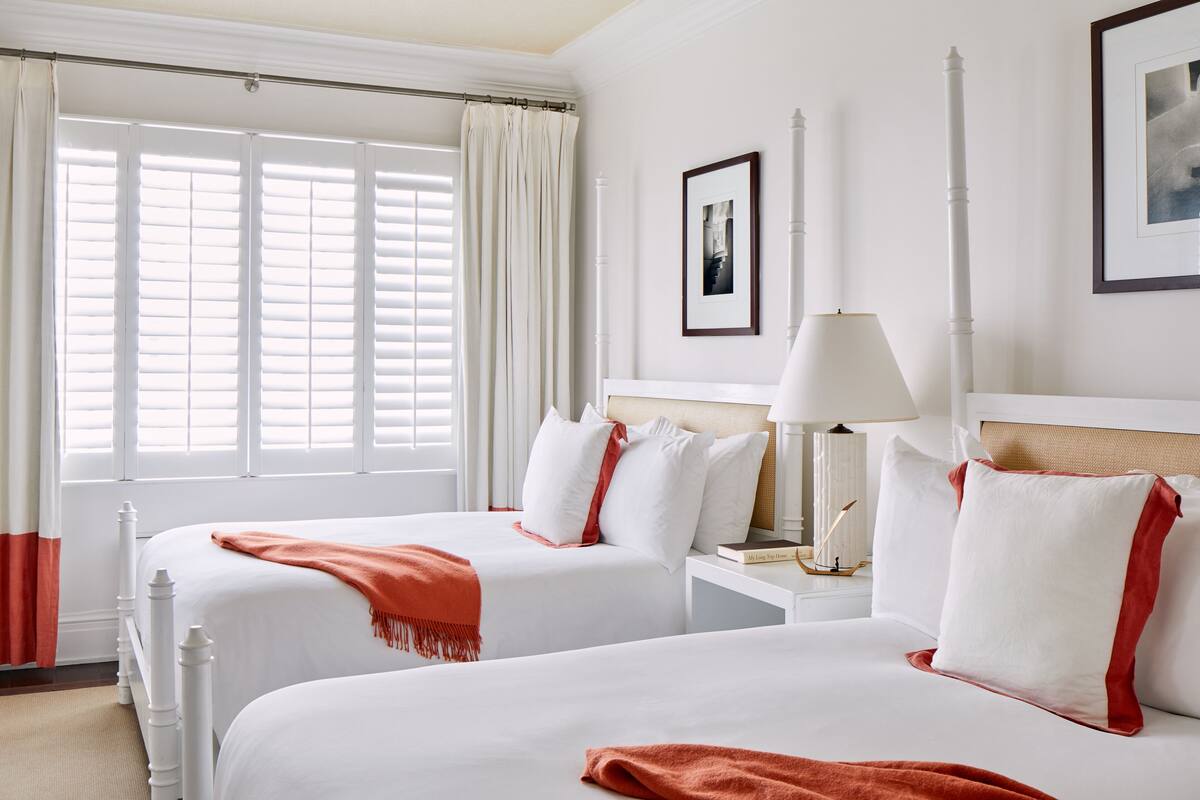 Sábanas italianas Frette, ropa de cama de alta calidad y minibar