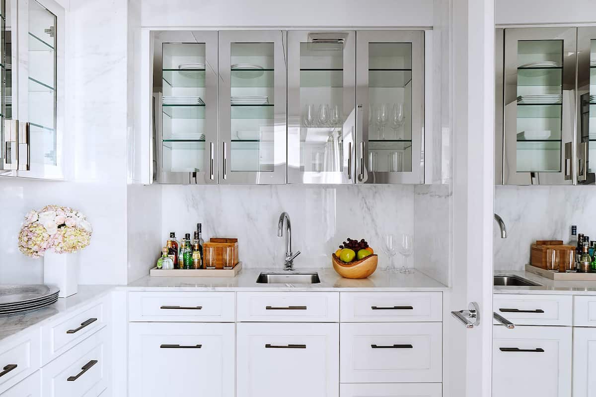 skyline penthouse | private kitchen | coffee/tea maker