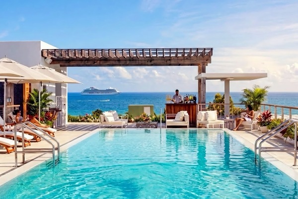 2 outdoor pools, pool umbrellas, sun loungers
