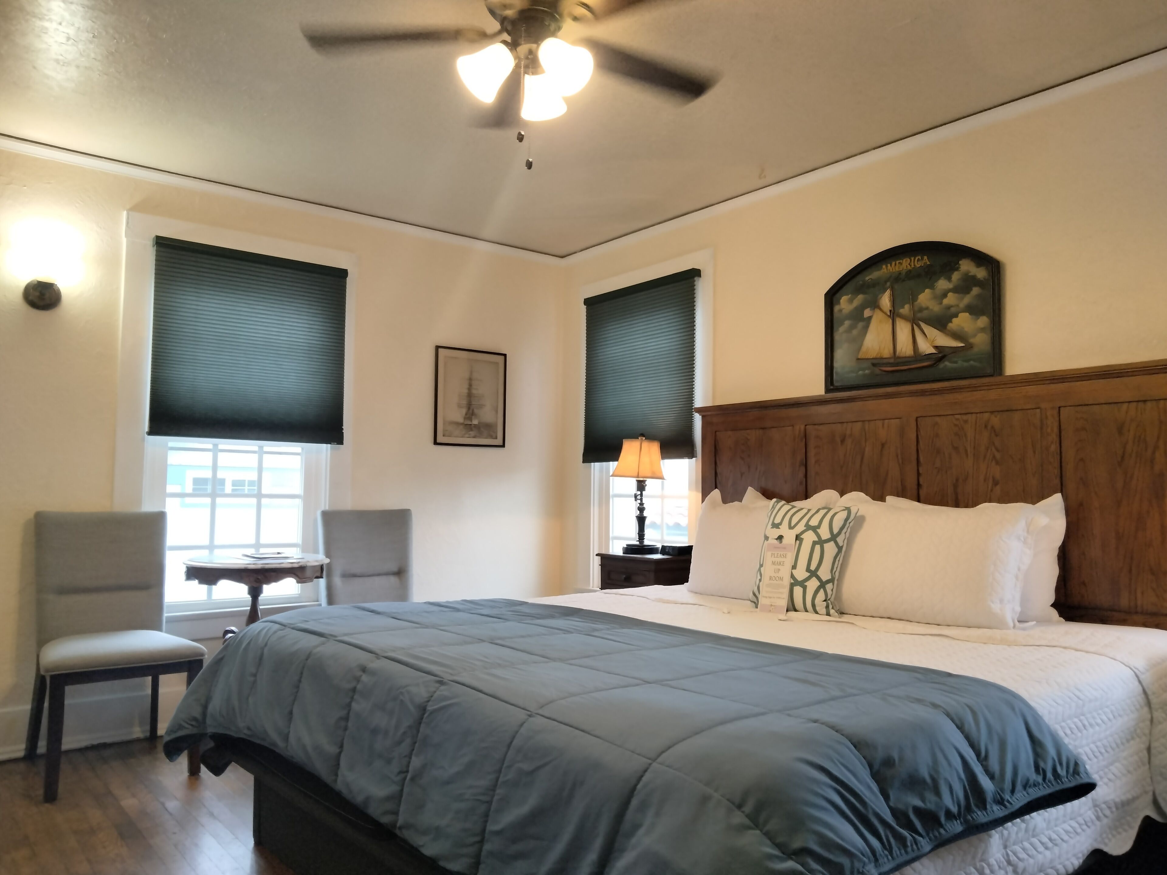 Standard Room, 1 King Bed (Room 3) | Iron/ironing board, free WiFi, bed sheets