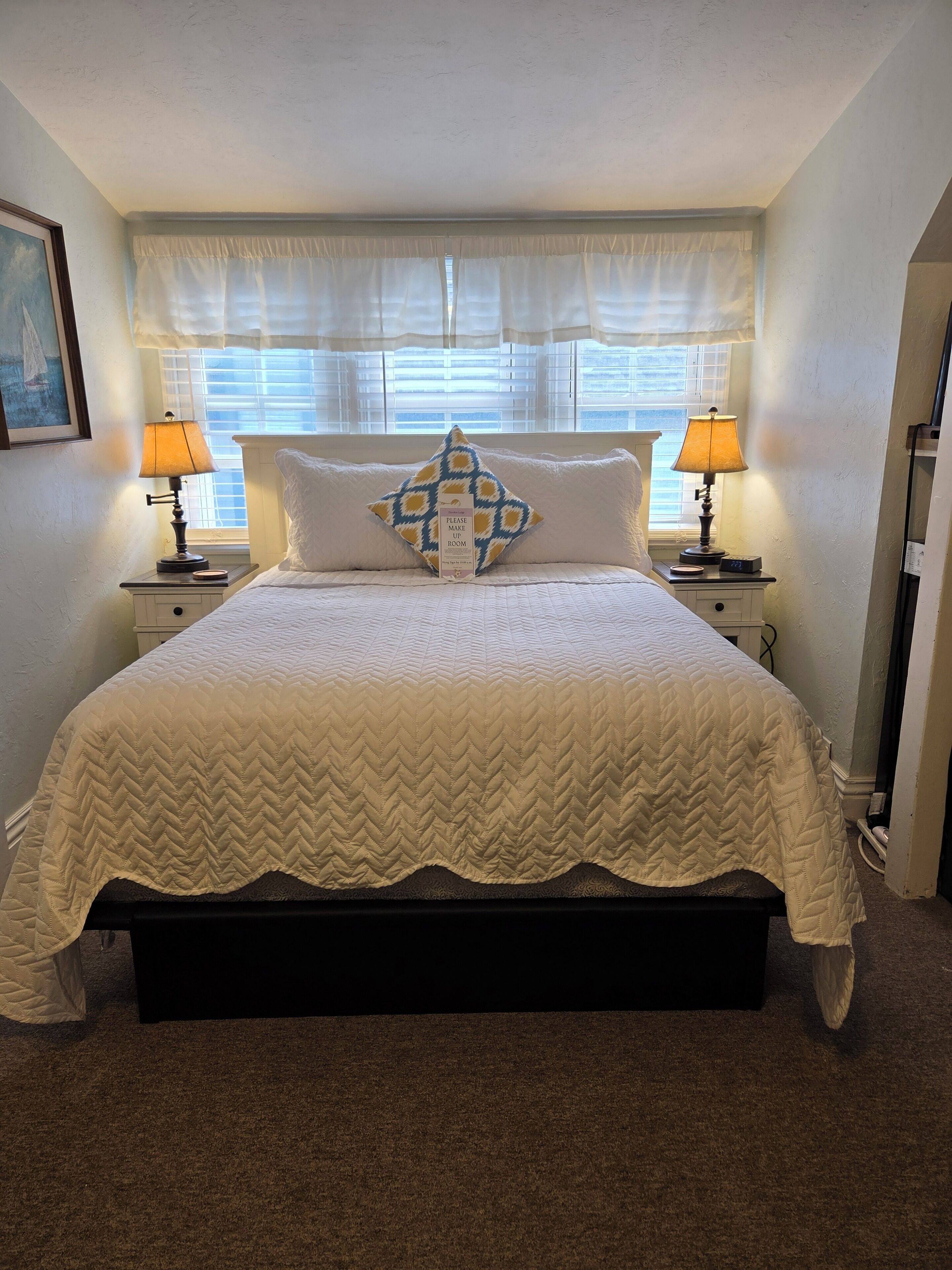 Basic-rum - 1 dubbelsäng (Room 9) | Strykjärn/strykbräda, gratis wi-fi och sängkläder