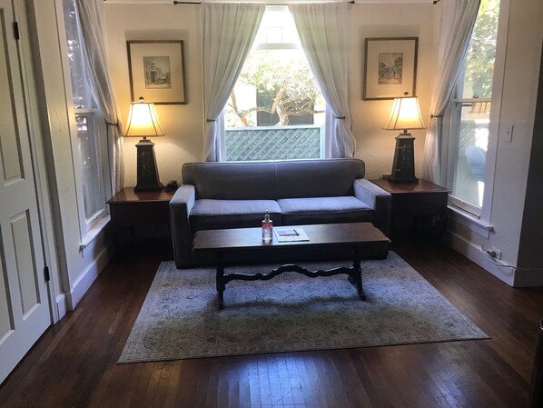Superior Room, 1 Bedroom | 1 bedroom, iron/ironing board, free WiFi, bed sheets