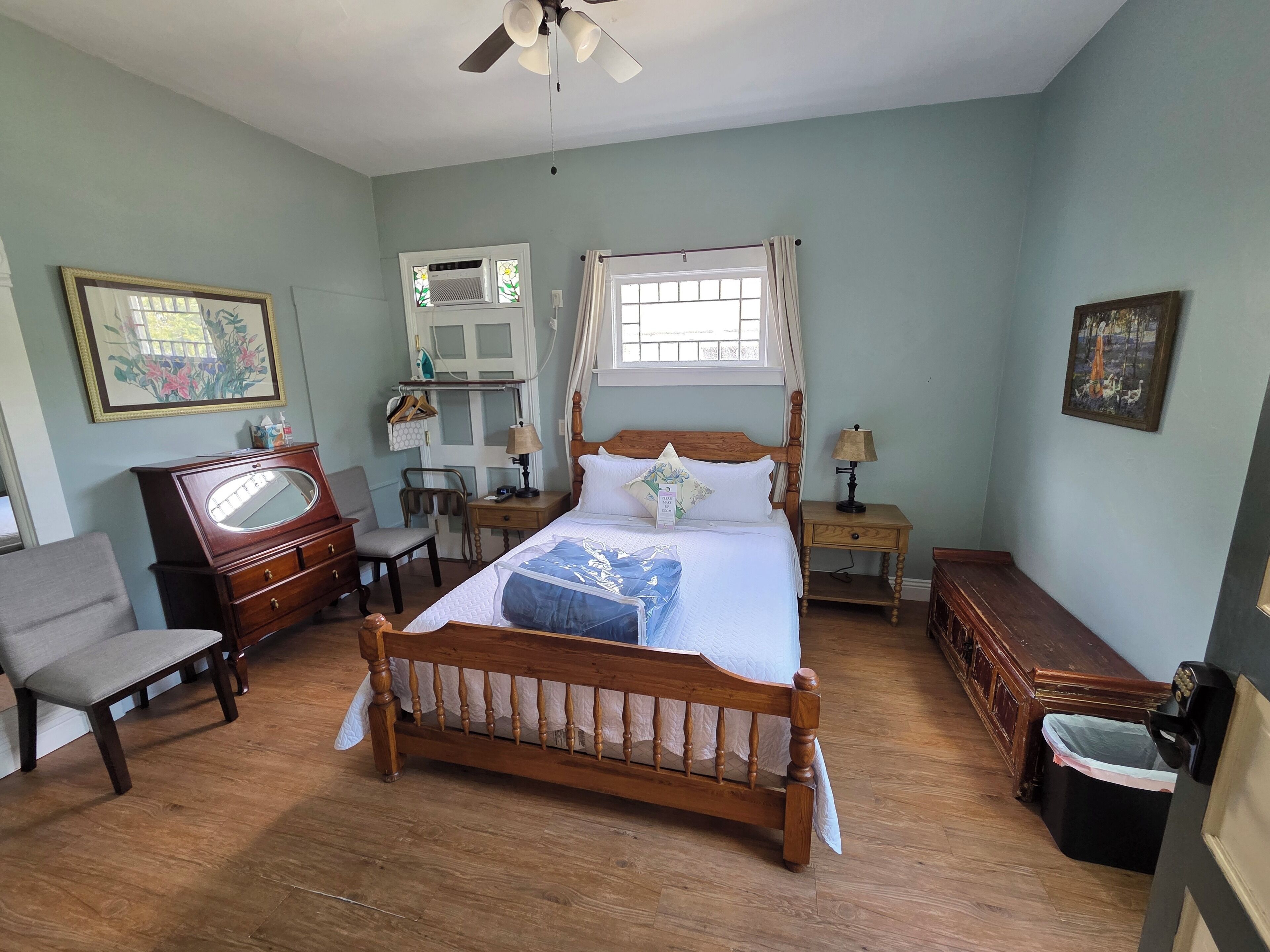 Standardrum - 1 queensize-säng (Room 11) | Strykjärn/strykbräda, gratis wi-fi och sängkläder