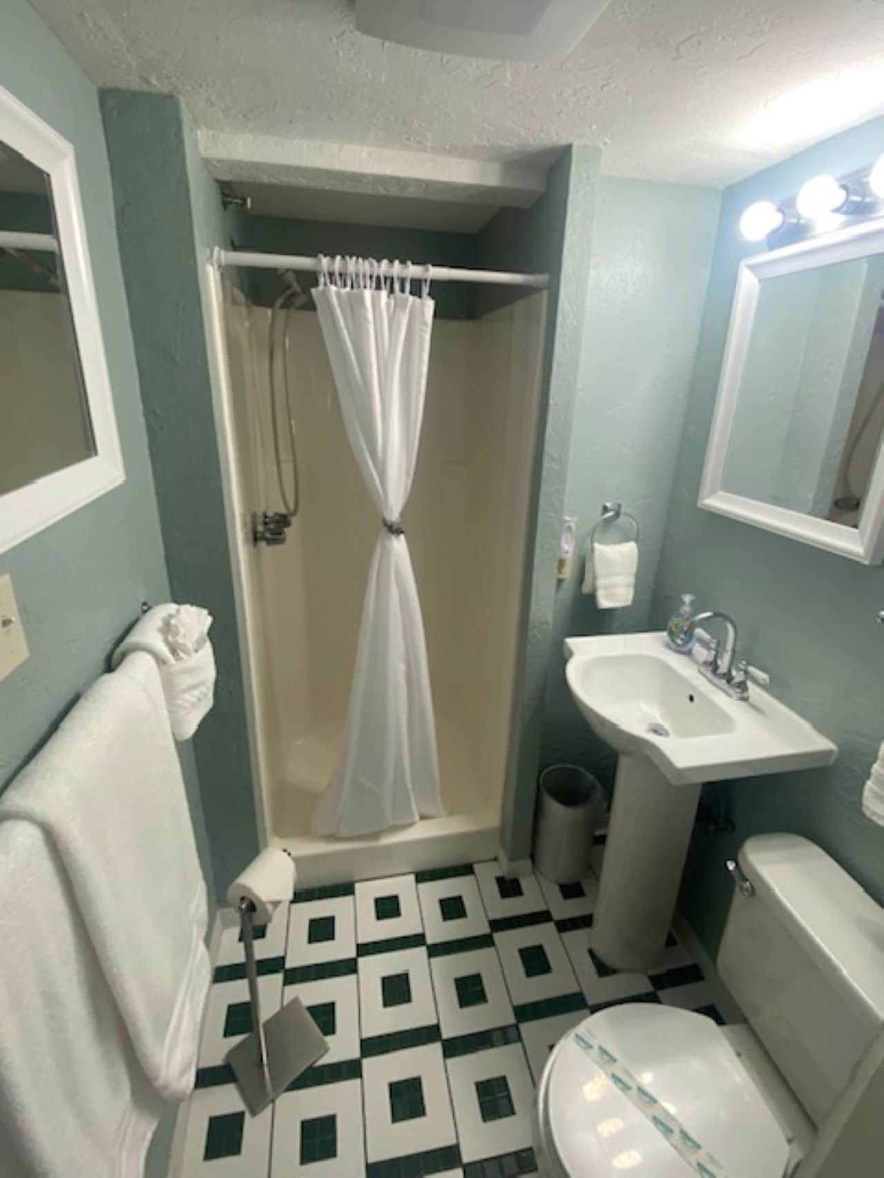 standard double room, multiple beds | bathroom | free toiletries, hair dryer, towels