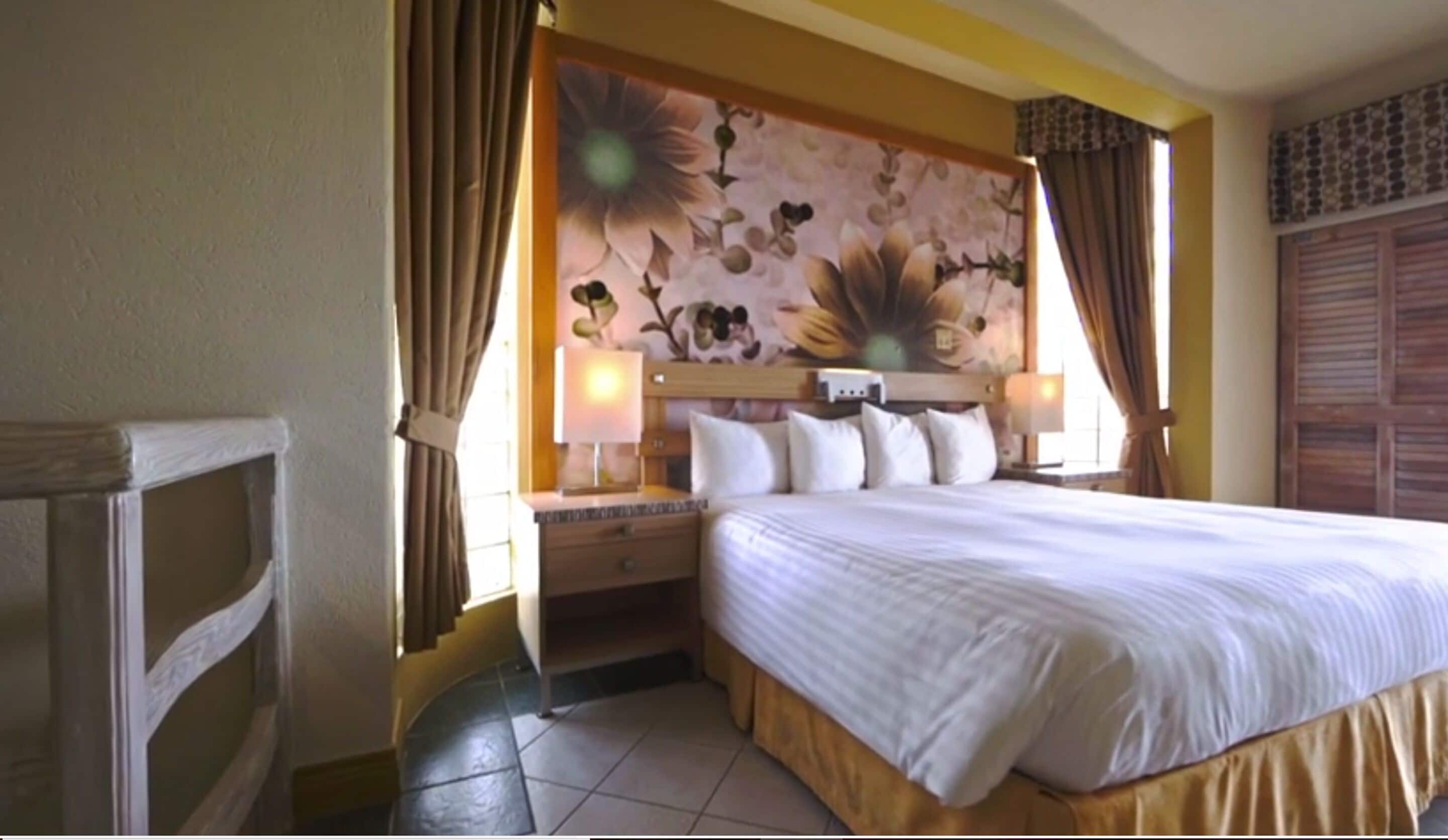 Duplex Penthouse, 1 Bedroom, Balcony, Ocean View | In-room safe, iron/ironing board, free cribs/infant beds, free WiFi