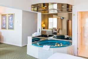 Jacuzzi Suite, Non-Smoking | Baignoire à jets