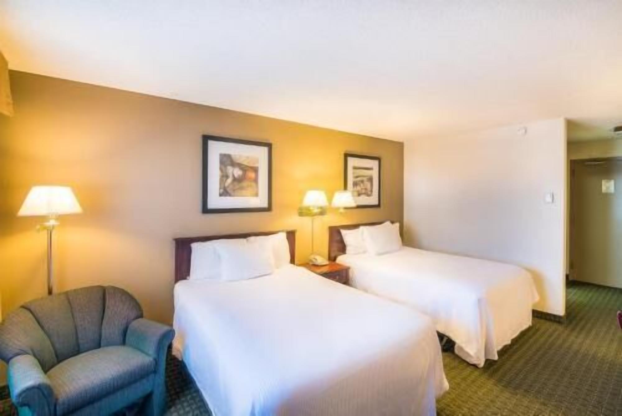 In-room safe, individually decorated, desk, laptop workspace