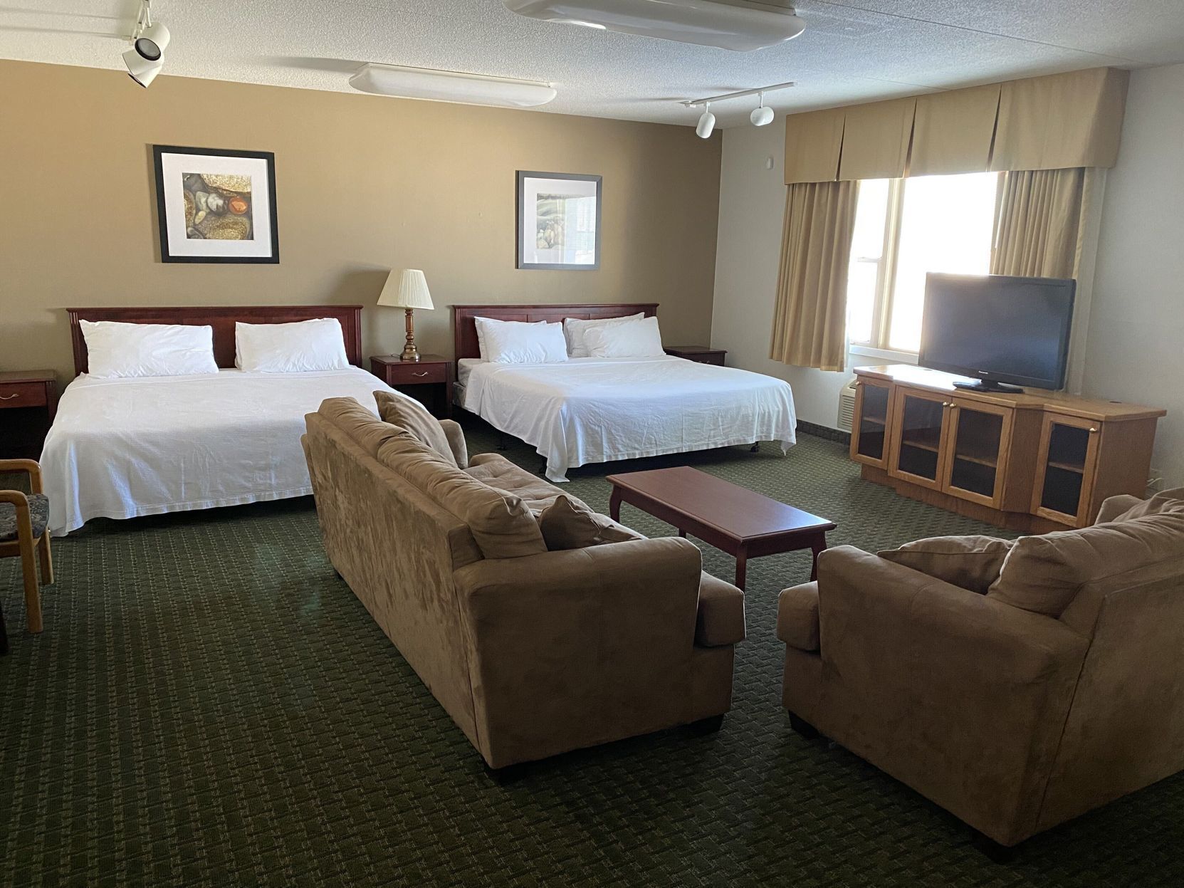 In-room safe, individually decorated, desk, laptop workspace