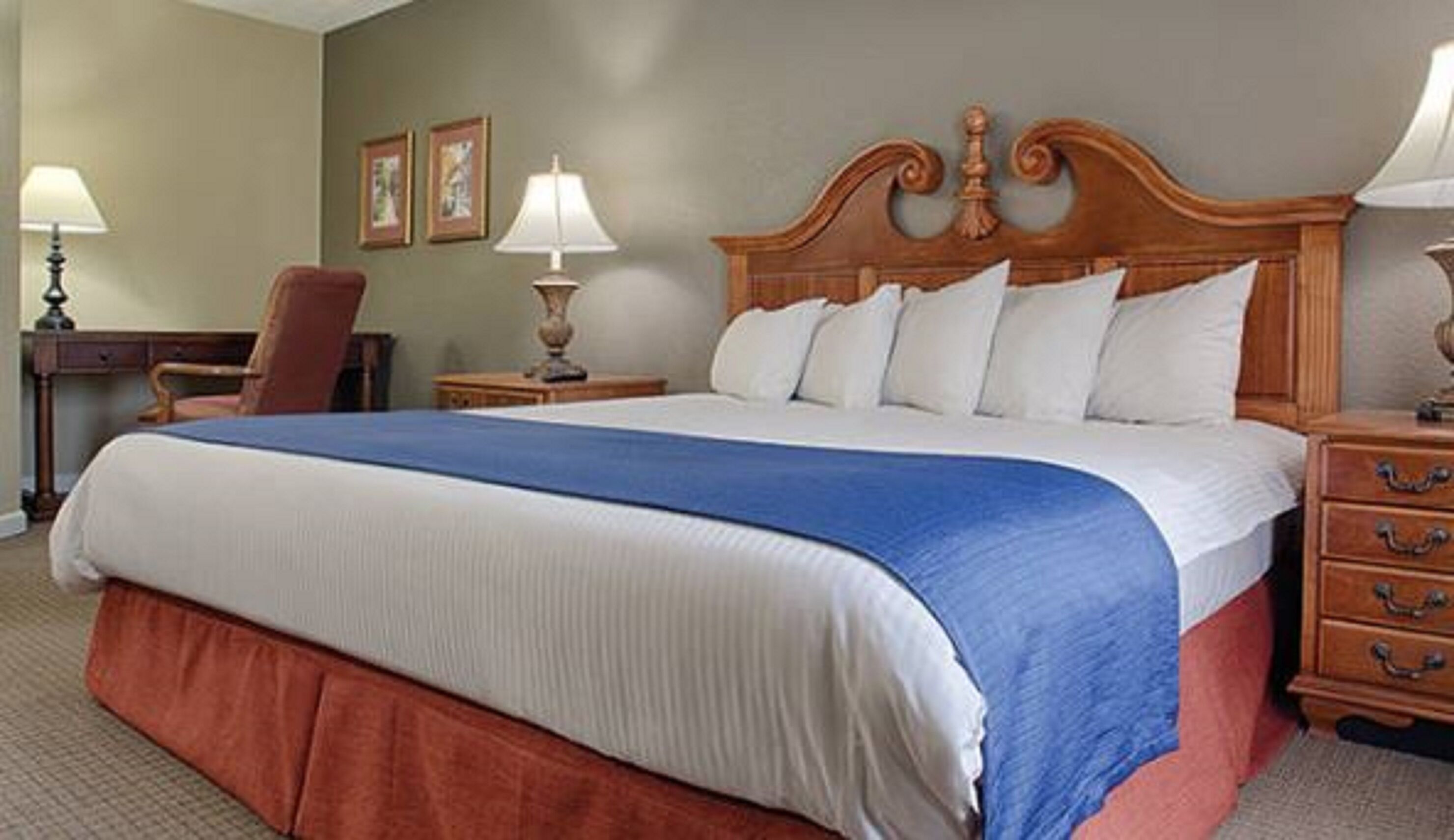 In-room safe, laptop workspace, blackout curtains, iron/ironing board