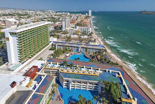 El Cid Castilla Beach Hotel