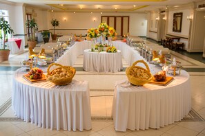 International cuisine - Hotel Globales Camino Real Managua (Managua)