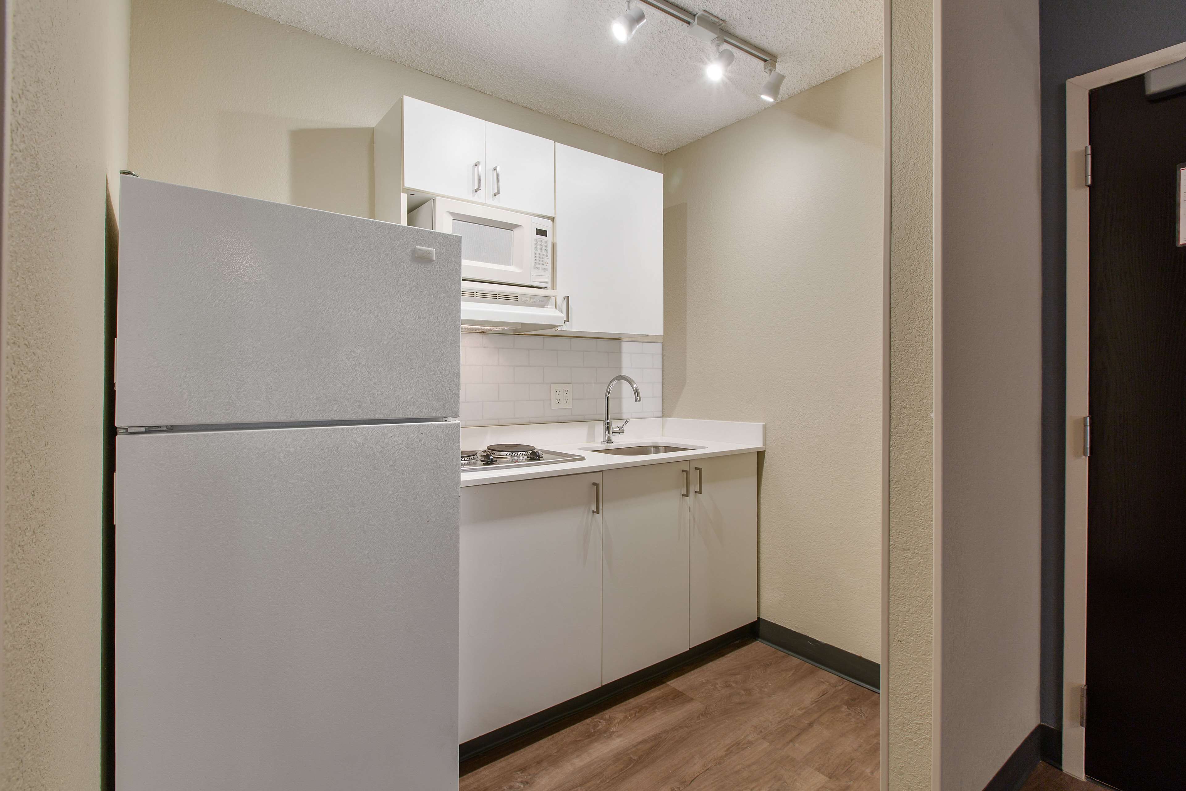 Photo - Extended Stay America Premier Suites - Union City - Dyer St.