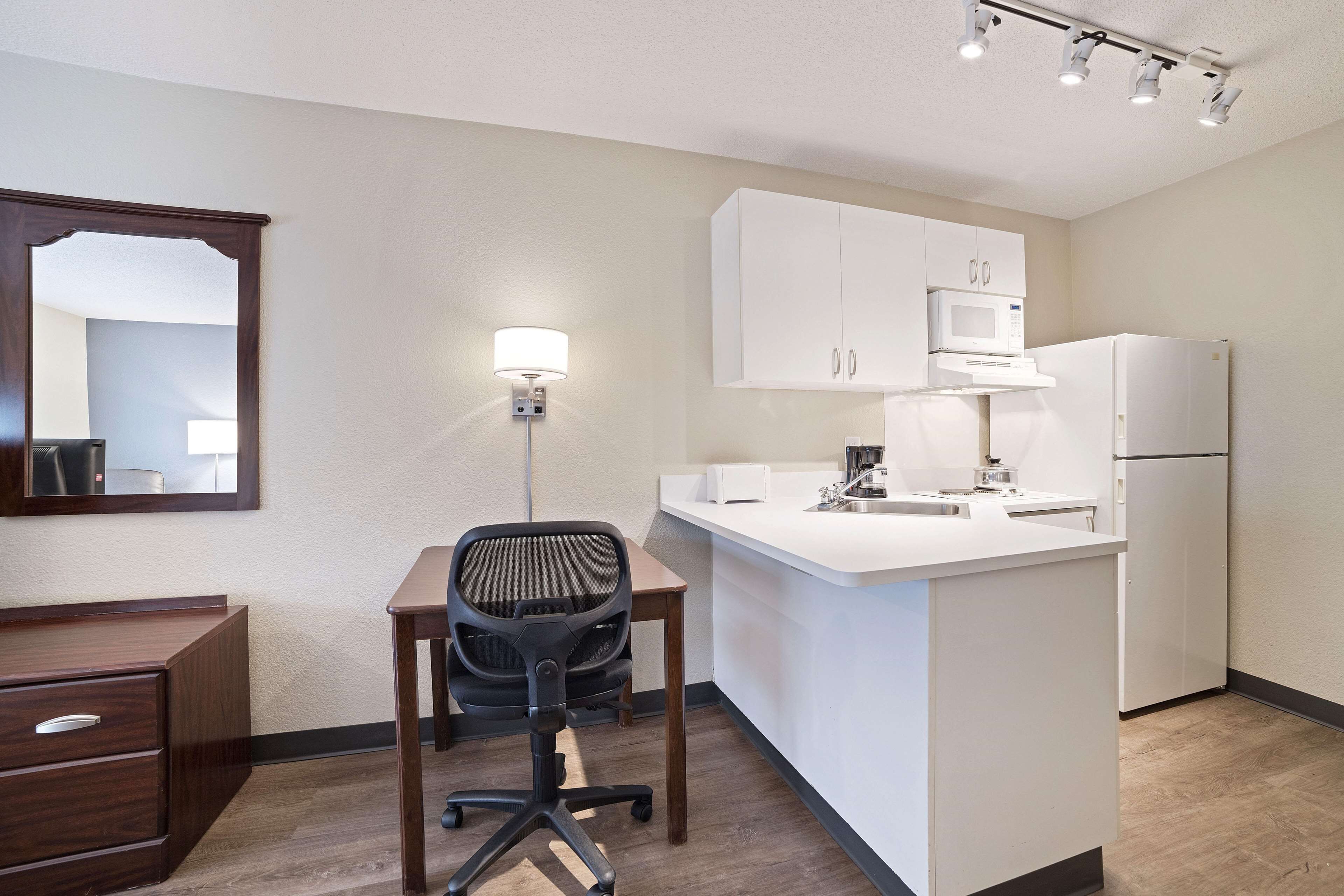 Photo - Extended Stay America Premier Suites - Union City - Dyer St.