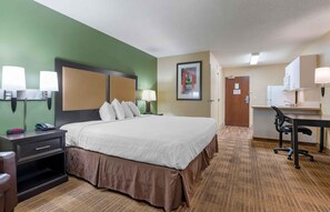 Studio, 1 King Bed, Non Smoking | Desk, blackout drapes, iron/ironing board, free WiFi - Extended Stay America Suites Indianapolis Castleton (Indianapolis)