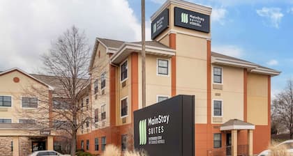 MainStay Suites Chicago Hillside