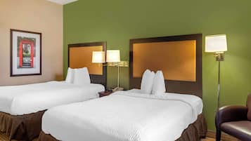 Caja de seguridad en la habitación y escritorio