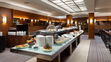 Daily buffet breakfast (EUR 17.5 per person)