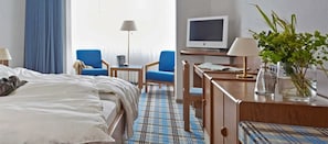 Standard Single Room | Hypo-allergenic bedding, in-room safe, desk, blackout curtains