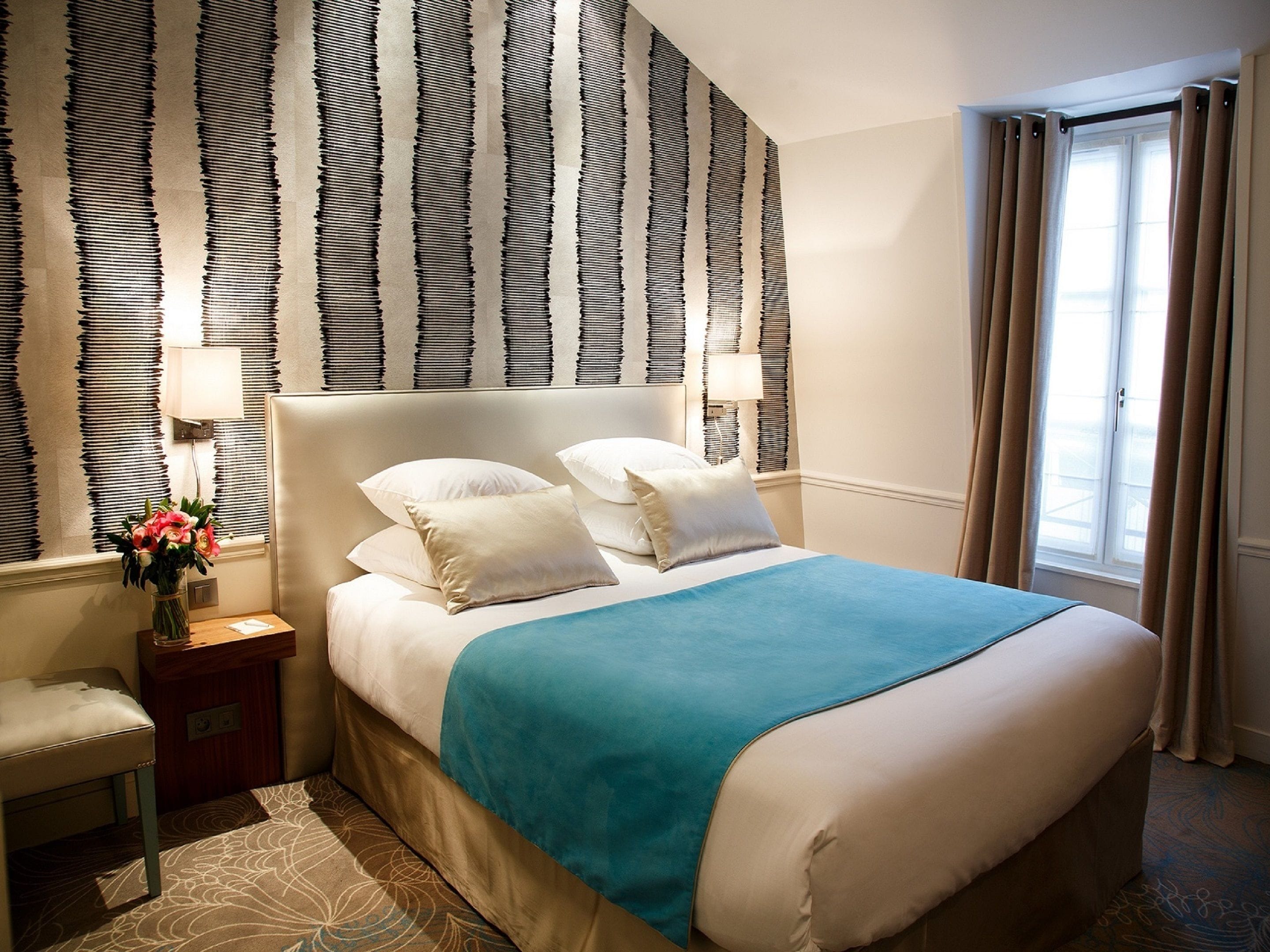 minibar, in-room safe, desk, soundproofing