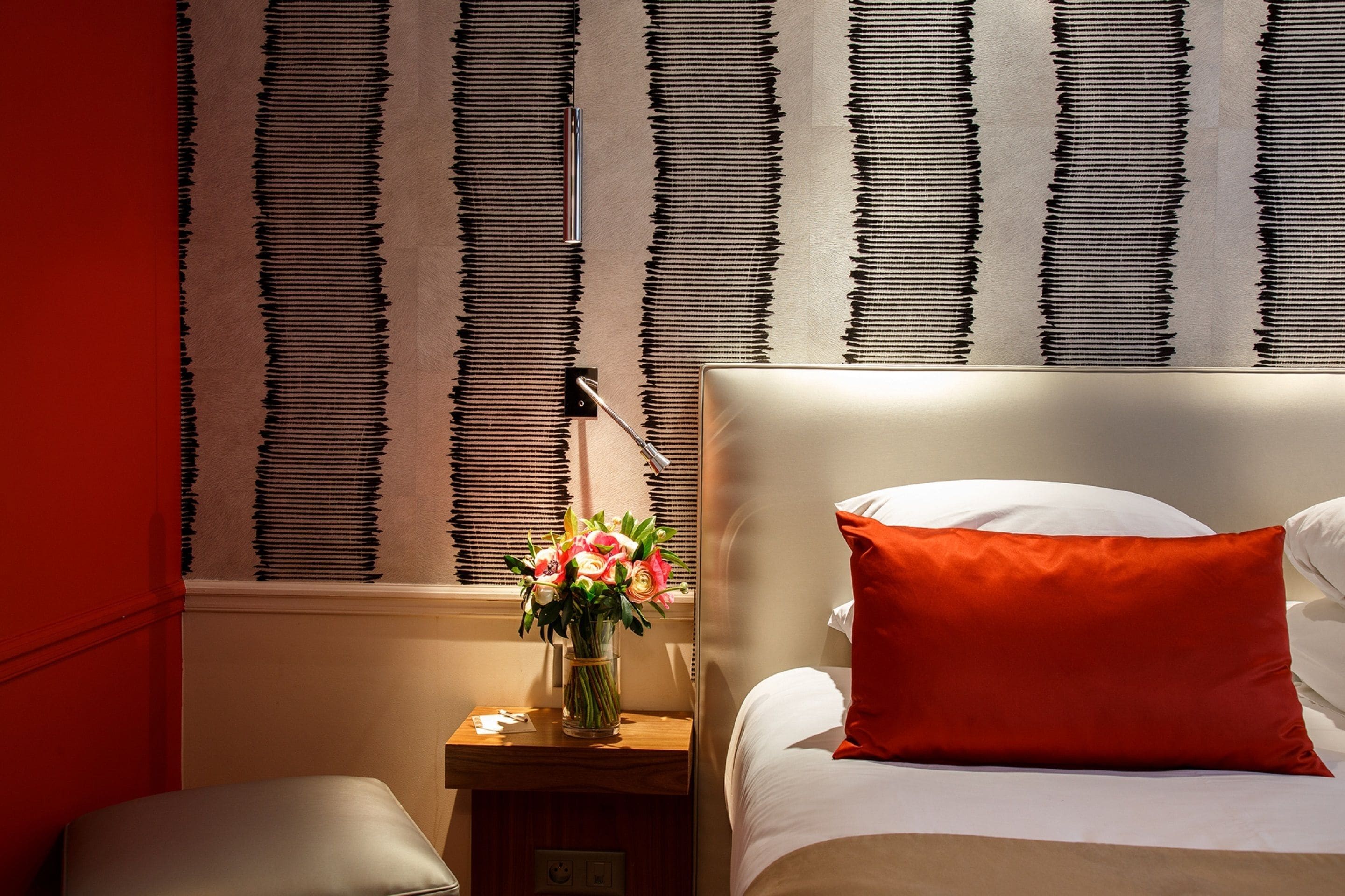 superior double room | minibar, in-room safe, desk, soundproofing