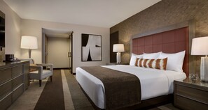 Pillowtop beds, in-room safe, desk, laptop workspace