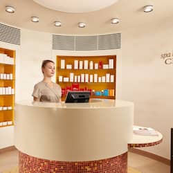 Couples treatment rooms, sauna, hot tub, Turkish bath, body treatments